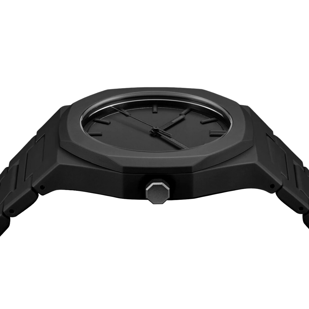 Buy the Black Watch & Get a Complimentary Second Watch